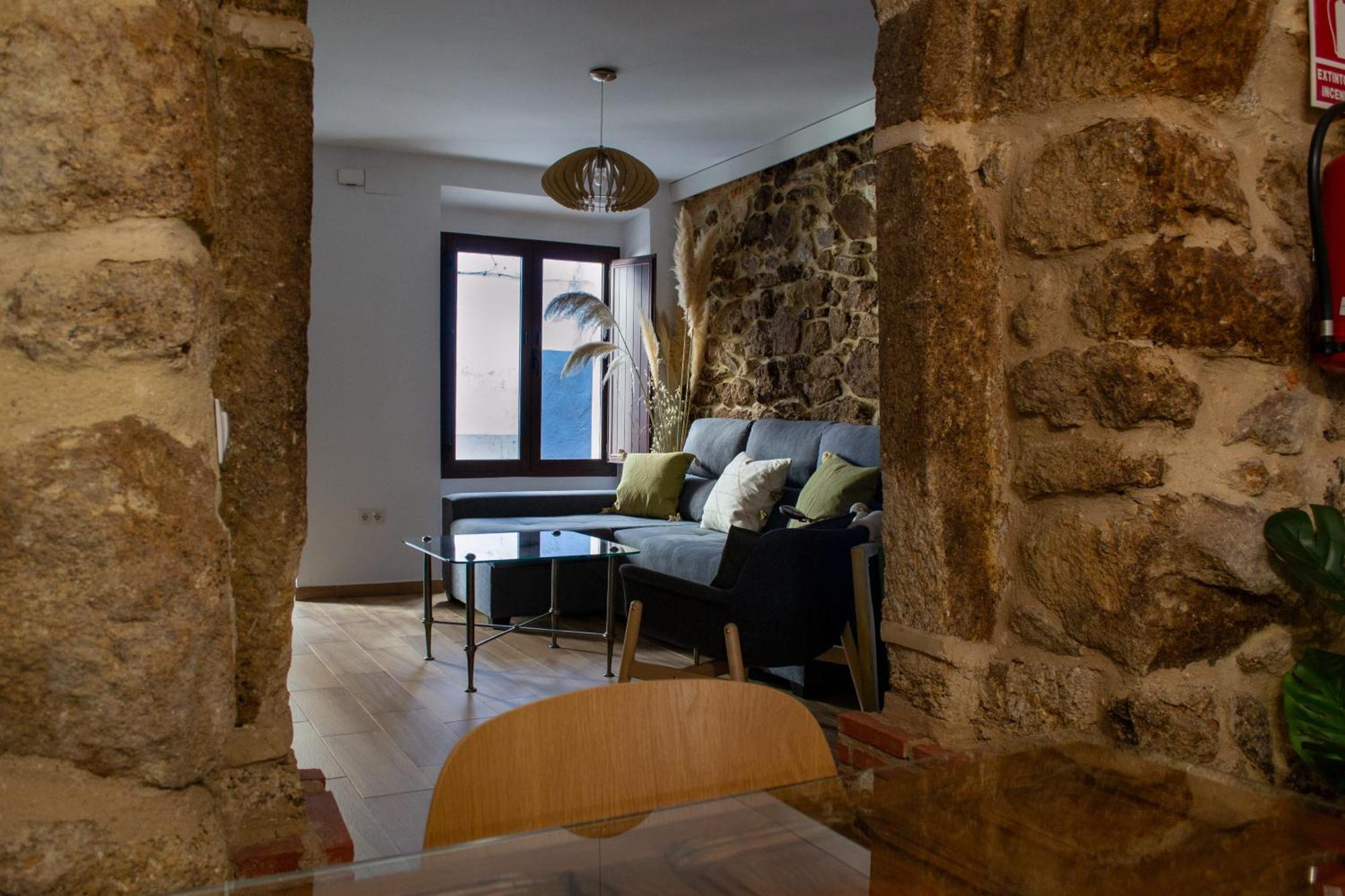 Casa Rural Dona Sol Montánchez Екстериор снимка