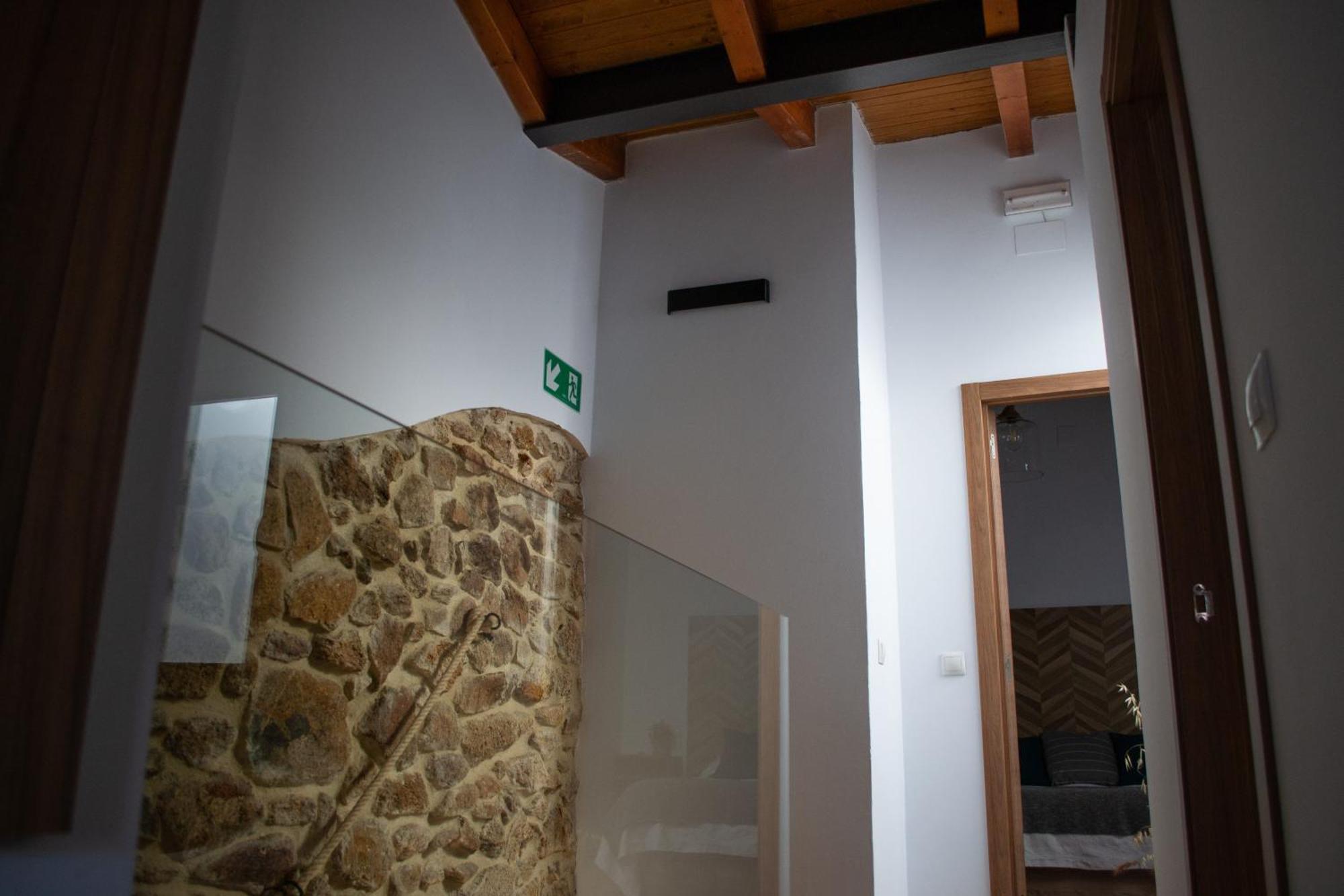 Casa Rural Dona Sol Montánchez Екстериор снимка